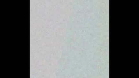 Snapshot of helenebird chatting on January 5, 8:42 pm online show from January 5, 8:42 pm