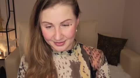 Helen online show from November 21, 2:42 am