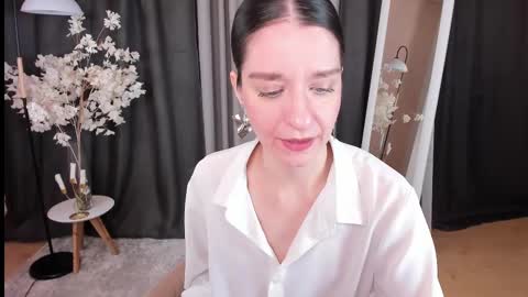 Helen online show from March 7, 2:46 am