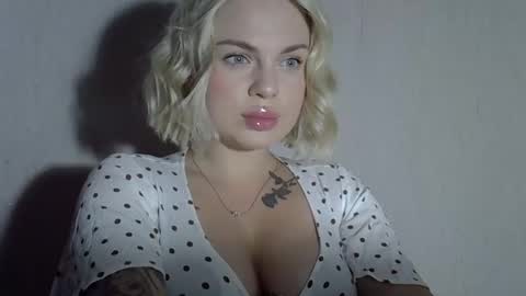 Snapshot of helga_now chatting on September 10, 7:59 pm helga_now online show from September 10, 7:59 pm