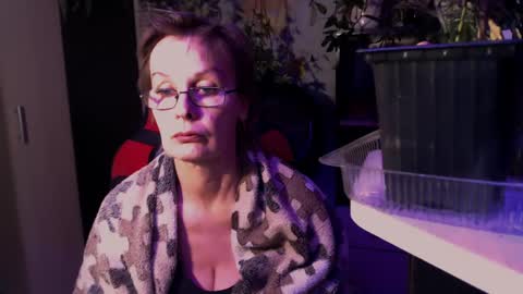 Helga online show from June 1, 9:05 pm