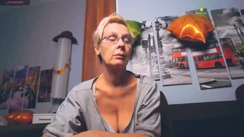 Helga online show from November 22, 11:41 am