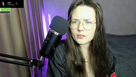 Red online show from February 27, 8:53 pm