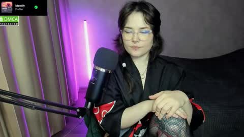 Red online show from October 13, 7:27 pm