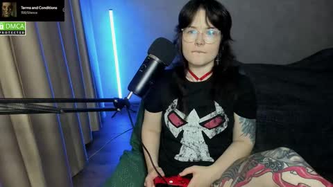 Red online show from October 7, 7:21 pm