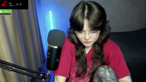 Red online show from October 20, 8:14 pm