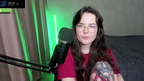 Red online show from March 10, 10:02 pm