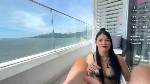 Snapshot of hella_hardcor chatting on September 29, 3:05 am Alina evrery day 10 am 7 UTC online show from September 29, 3:05 am