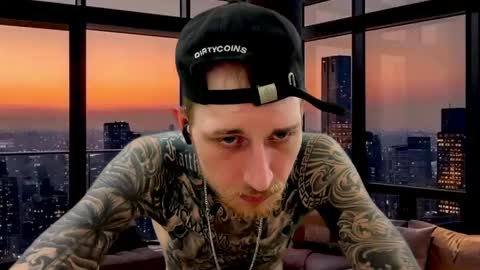 hellacozy online show from April 11, 8:40 am