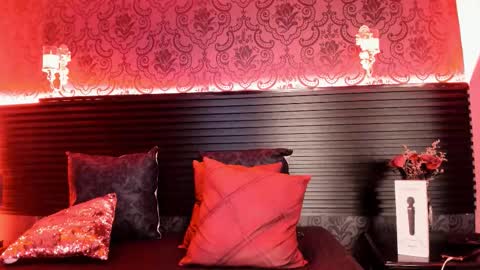 Hellen  online show from February 3, 6:22 am