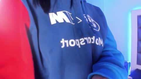 hellen__smith_ online show from March 10, 1:59 pm