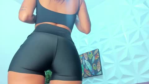 hellen     online show from March 12, 7:25 pm