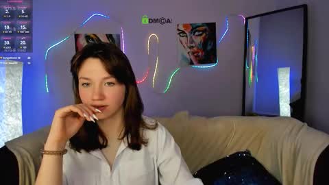 Helli online show from February 7, 9:07 pm