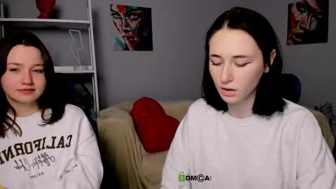 Helli online show from March 4, 1:28 pm