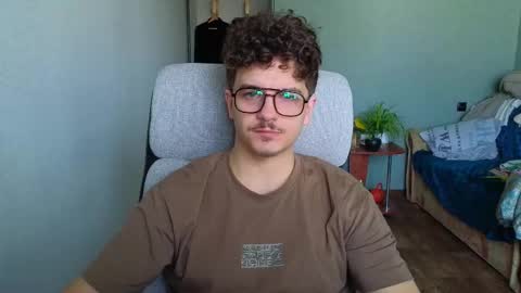 Remy online show from November 15, 8:05 am