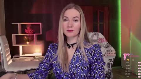 Alisia  Monday to Friday from 10 am to 4 pm GMT 2 online show from December 4, 9:09 am