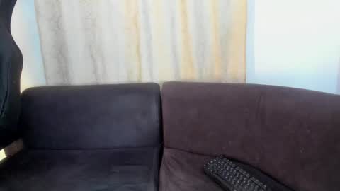 henrik_senn online show from October 17, 2:48 am