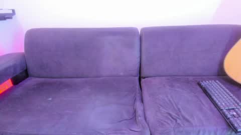 henrik_senn online show from April 17, 10:39 am