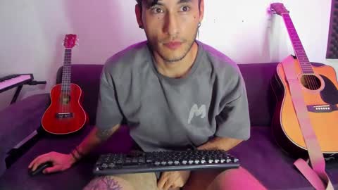 henrik_senn online show from December 4, 10:29 am