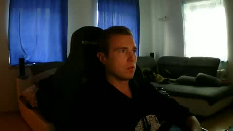 John Pearl online show from March 25, 4:14 pm