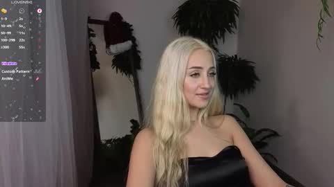 Elise online show from December 17, 2:29 am