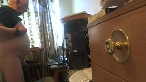 mature online show from February 25, 10:30 am