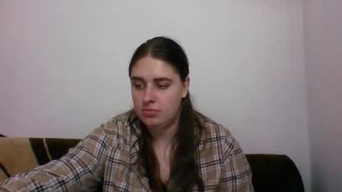 Snapshot of hess_luna_ chatting on October 2, 10:58 am hess_luna_ online show from October 2, 10:58 am