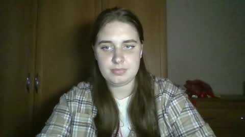 Snapshot of hess_luna_ chatting on September 24, 3:30 pm hess_luna_ online show from September 24, 3:30 pm