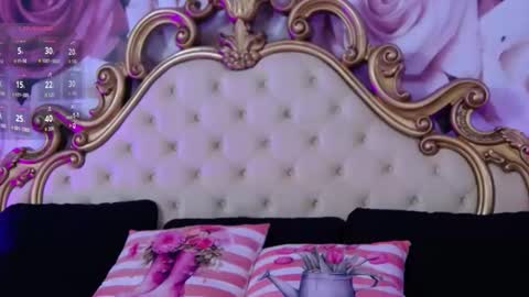 Hessy online show from November 12, 8:00 pm