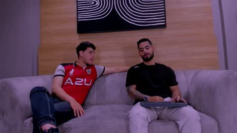 heteros men online show from December 1, 1:53 pm