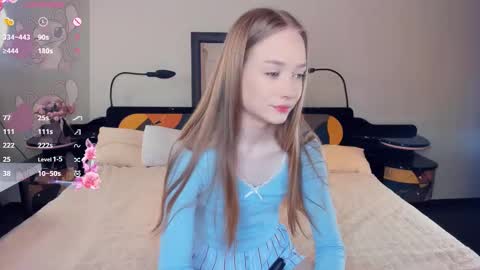 Linda online show from March 14, 8:02 pm