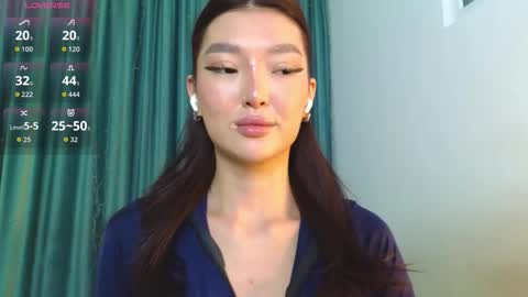 Audrey online show from November 13, 3:47 pm