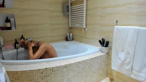 Heyheygrey online show from February 20, 1:51 pm