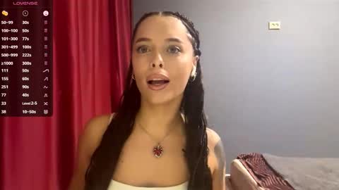 Snapshot of heyvibeee chatting on October 8, 7:14 am Gina online show from October 8, 7:14 am
