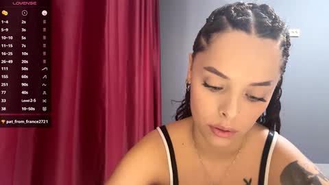 Snapshot of heyvibeee chatting on October 10, 7:58 am Gina online show from October 10, 7:58 am
