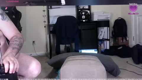 FunGuy33 online show from February 10, 8:20 am