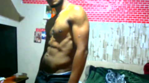 Snapshot of hhhjnf1 chatting on September 14, 12:39 pm hhhjnf1 online show from September 14, 12:39 pm