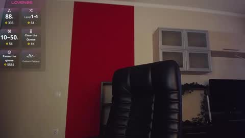 Lina online show from November 22, 9:19 am