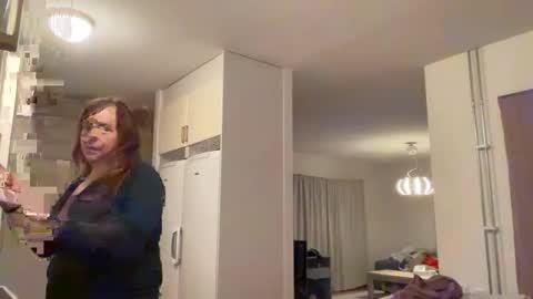 hichemlacoste333 online show from September 21, 8:46 pm