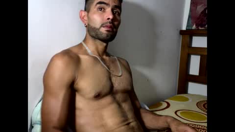 hideonbush online show from April 14, 1:09 am