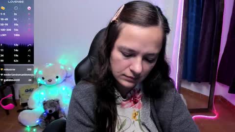 Snapshot of hidianapaola chatting on February 15, 2:37 am Diana online show from February 15, 2:37 am