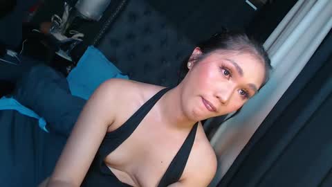 yuricah online show from January 8, 6:09 pm