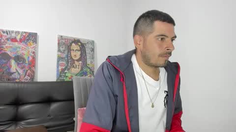 Snapshot of himoreno97 chatting on October 20, 8:47 pm Hi moreno online show from October 20, 8:47 pm