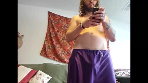 hippiejagain online show from January 5, 5:27 pm