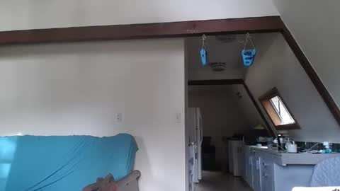 Hippie Jijm online show from March 18, 6:47 pm