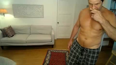 Hippie Jijm online show from April 19, 5:58 pm