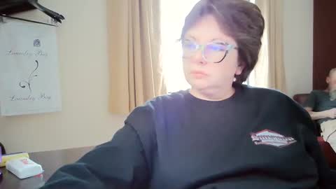 Bella online show from March 5, 4:02 pm