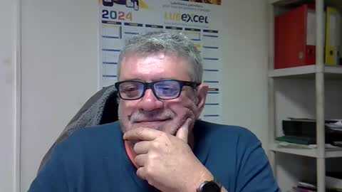 hippo online show from December 22, 11:22 am