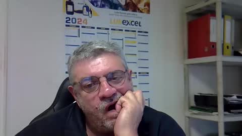 hippo online show from December 13, 9:13 am