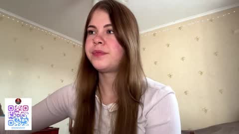 I am Amy ntmu Lets hit 10 Thumbs Up together online show from March 22, 6:06 am